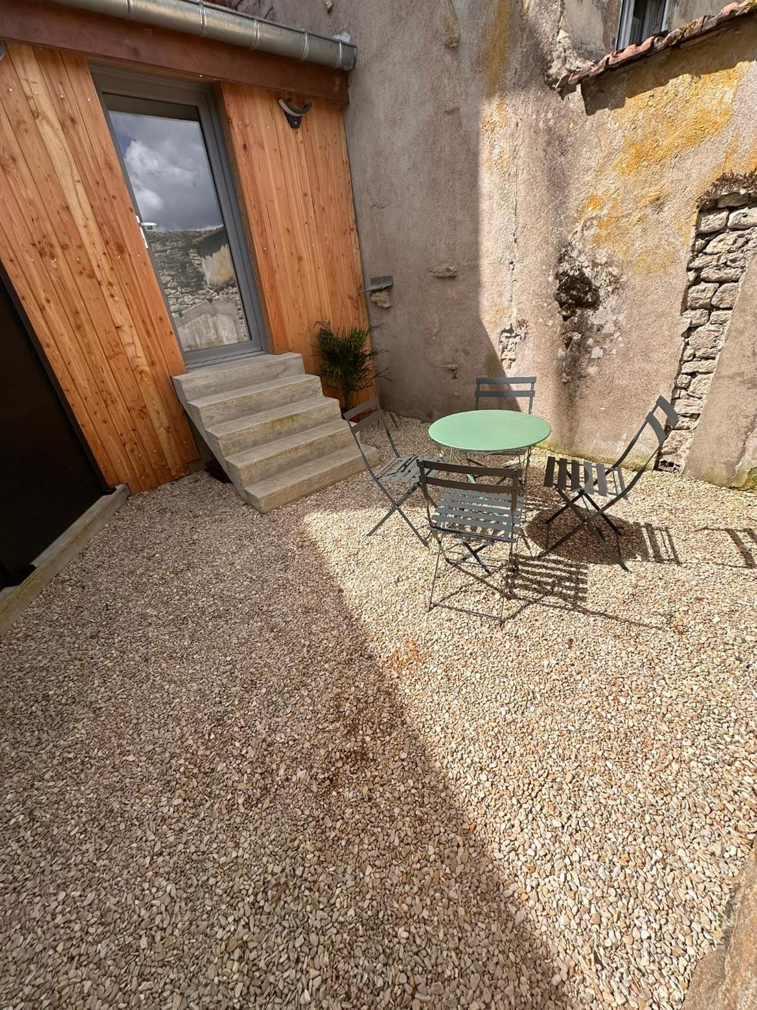 Les Remparts Langres Exterior foto