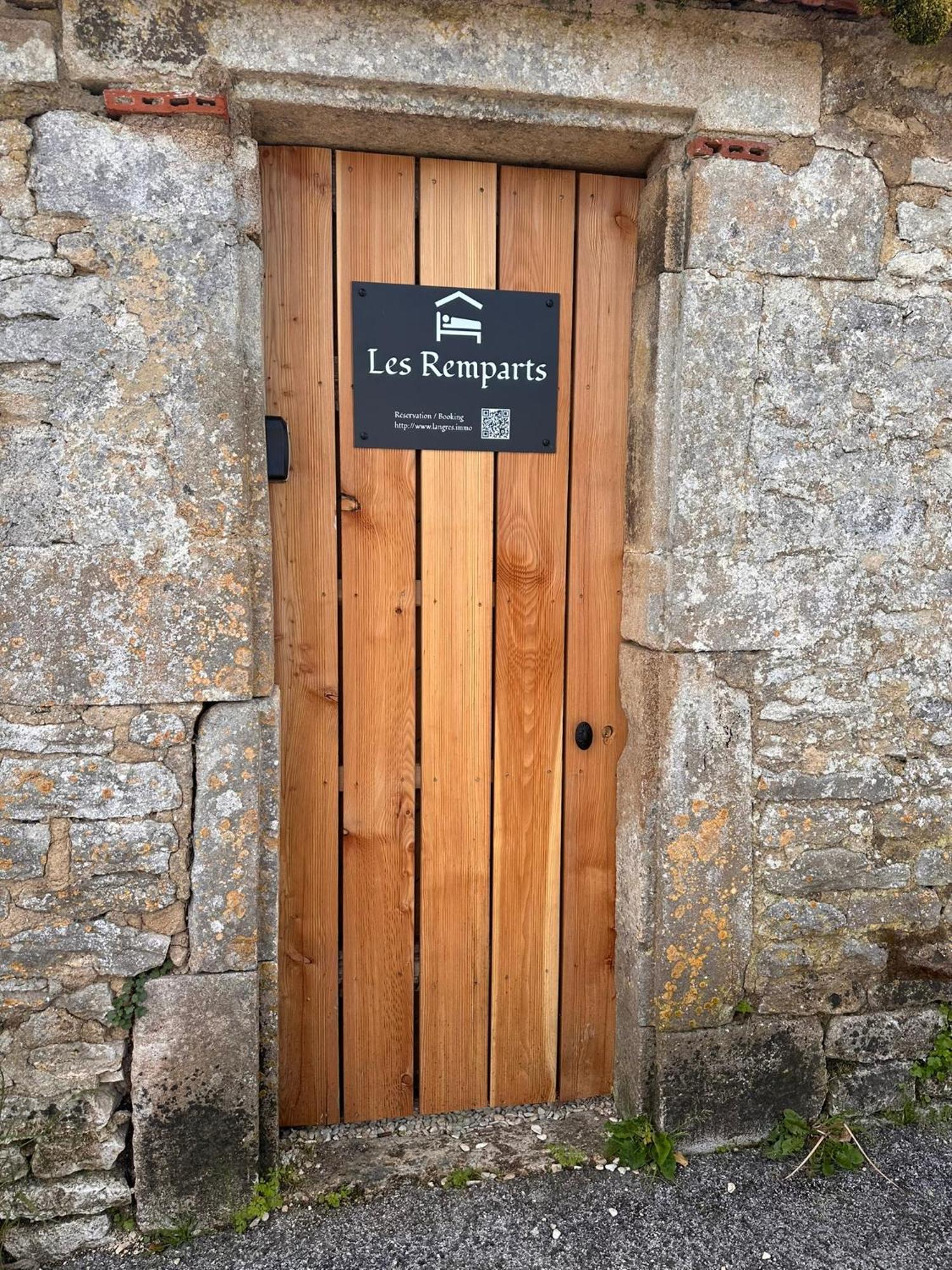 Les Remparts Langres Exterior foto