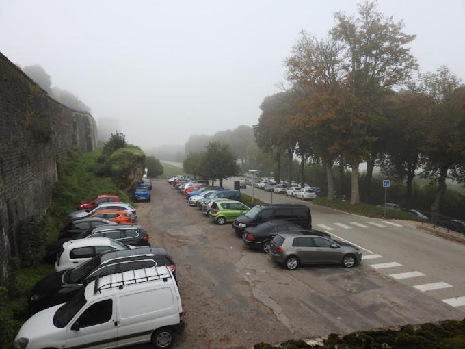 Les Remparts Langres Exterior foto